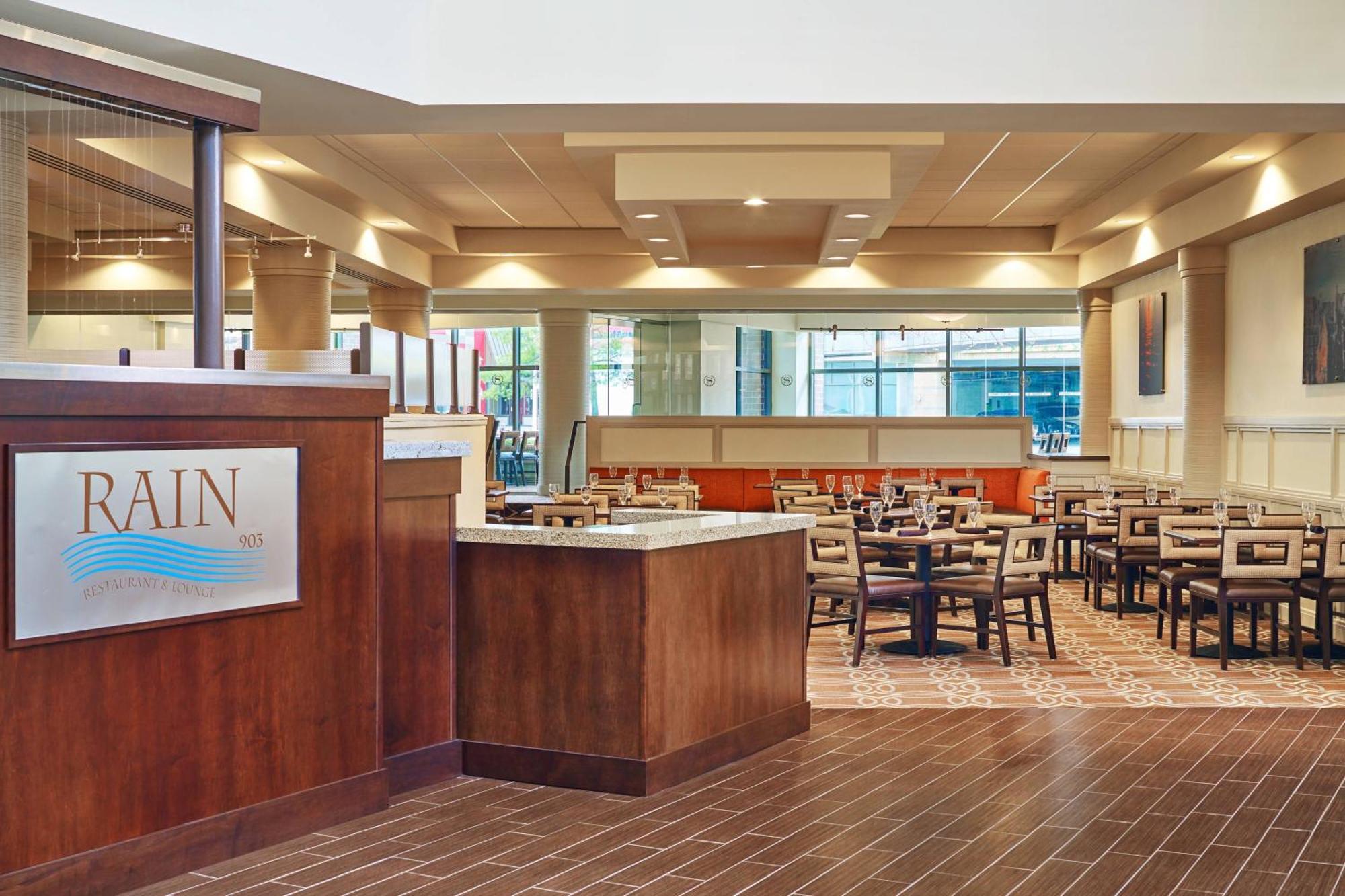 Sheraton Baltimore North 3*